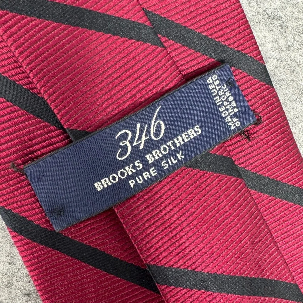 Brooks Brothers 346 Pure Silk Necktie Burgundy Black Striped Men's Tie